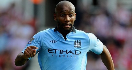 他把比赛节奏完全玩明白了（他已彻底掌控比赛节奏）