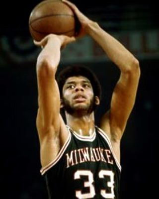 意媒：国米中卫缺乏回追速度，齐沃想用比塞克弥补这一点（意媒：国米中卫回追速度不足，齐沃考虑用比塞克补强）