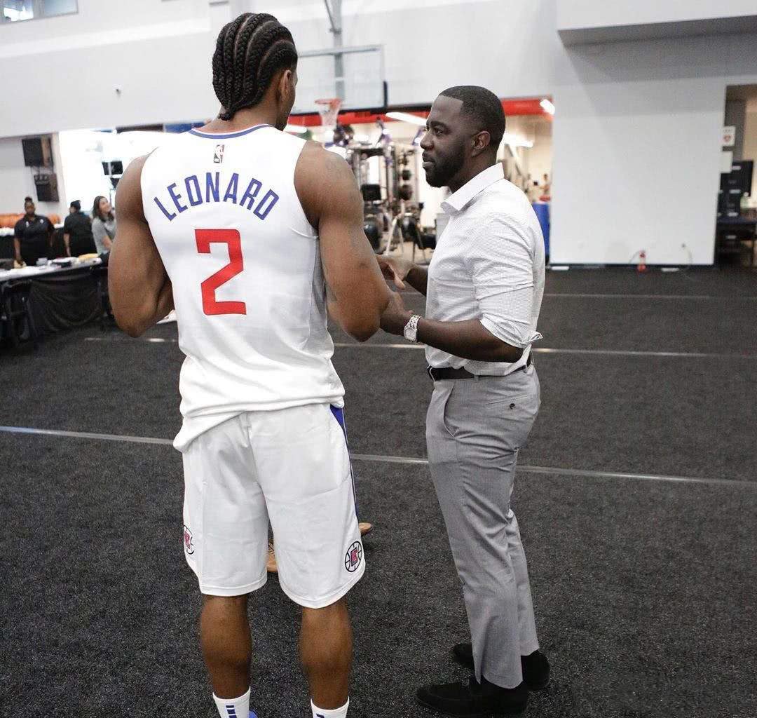 范戴克：已经好几周没在安菲尔德赢球了，我们迫切想扭转局面（范戴克：安菲尔德多周无胜，我们急需扭转颓势）