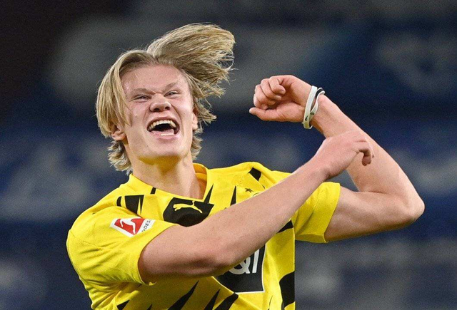 世界冠军黄雅琼、刘雨辰举行婚礼，樊振东、汪顺送上视频祝福（黄雅琼、刘雨辰喜结连理，樊振东、汪顺视频送祝福）