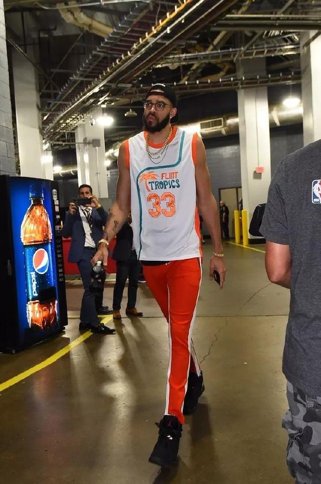 欧洲杯小组赛精彩比赛集锦（欧洲杯小组赛高光时刻集锦）