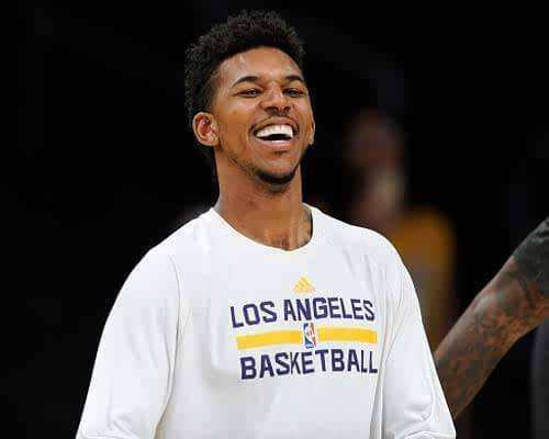 加克波：我很确信我们最终会走出低谷的；若踢橄榄球会踢边翼（加克波：坚信我们终会走出低谷；若去打橄榄球会司职边翼）