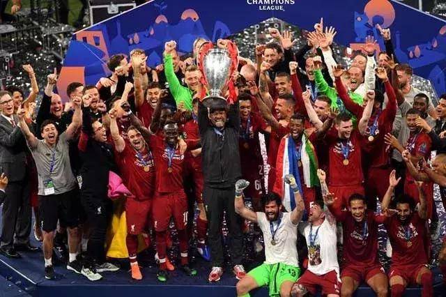 足球报：新鹏城下赛季目标是保级的基础上前进几名（足球报：新鹏城下赛季在保级基础上力争提升名次）